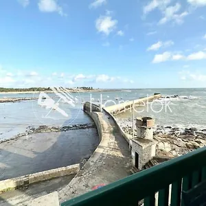 T3 Duplex Vue 180 Sur Le Port De Lomener Appartement Ploemeur